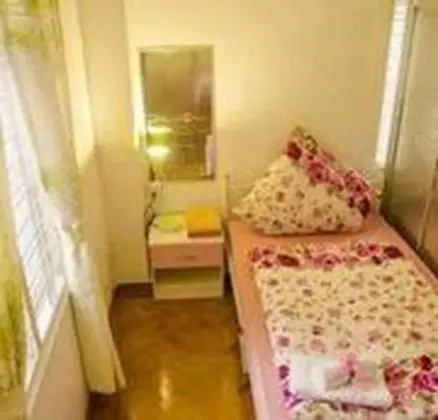 Tek Kişilik Oda, Ortak Banyo