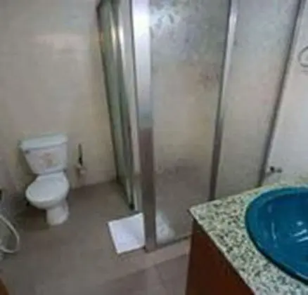 Tek Kişilik Oda, Ortak Banyo
