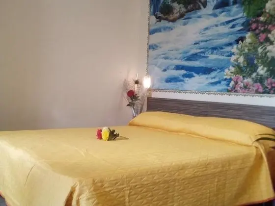 Üç Kişilik Oda