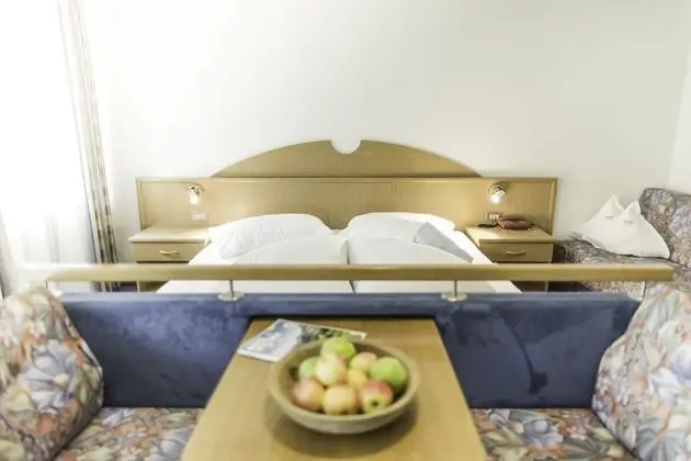 Tek Büyük Yataklı Oda