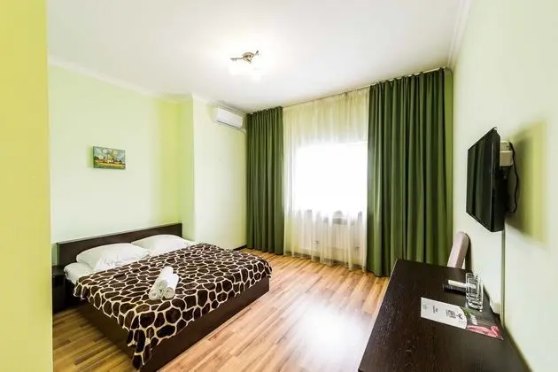 Grand Tek Büyük Yataklı Oda