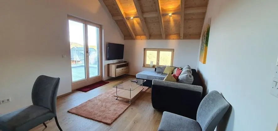 Family Apart Daire, Teras