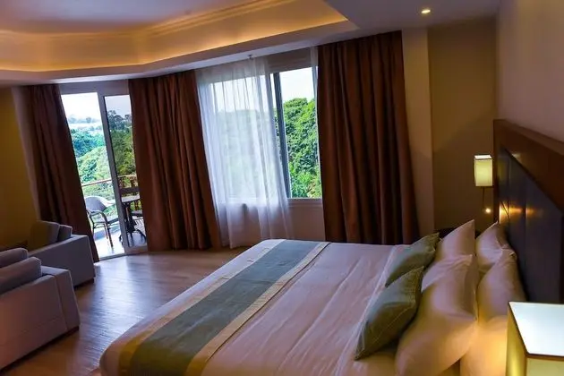 Executive Stüdyo Süit, 1 En Büyük (King) Boy Yatak, Sigara İçilmez, Golf Manzaralı