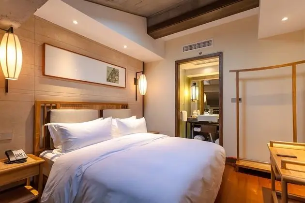 Tek Büyük Yataklı Oda