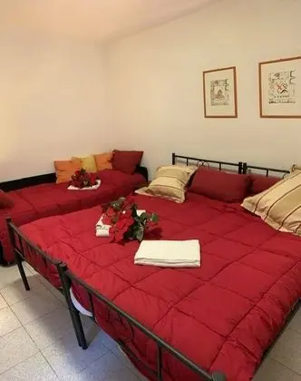 Üç Kişilik Oda, Ortak Banyo, Şehir Manzaralı