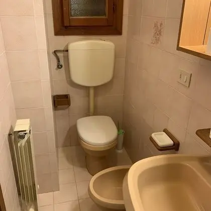 Üç Kişilik Oda, Ortak Banyo, Şehir Manzaralı