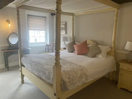 Deluxe Tek Büyük Yataklı Oda, Banyolu/Duşlu (Four Poster - Room 4)