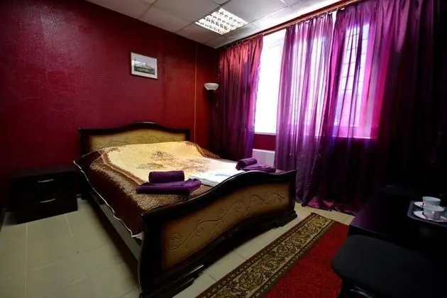 Standard Tek Büyük Yataklı Oda