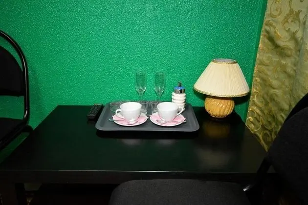 Standard Tek Büyük Yataklı Oda