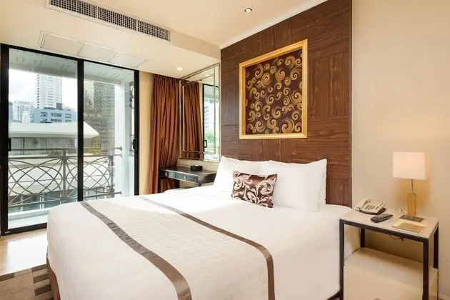 Admiral One Bedroom Suite