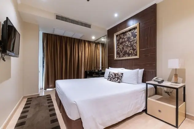 Admiral One Bedroom Suite