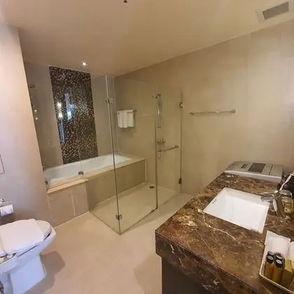 Admiral One Bedroom Suite
