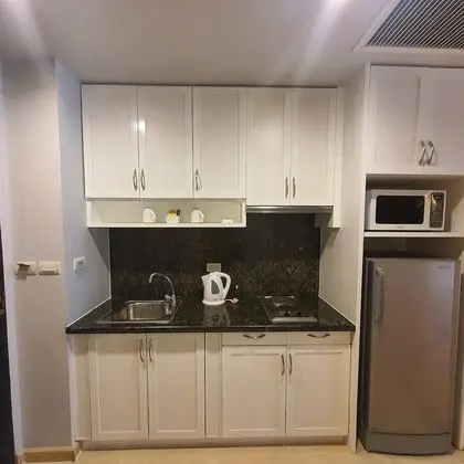 Premier Studio, 1 King Bed with Balcony