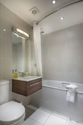 Superior Tek Büyük Yataklı Oda