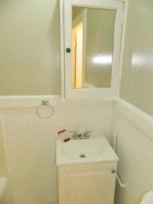 Standard Oda, 1 Büyük (Queen) Boy Yatak, Özel Banyo