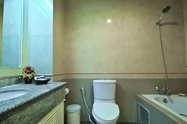 Executive Suite One-Bedroom with Balcony