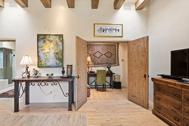 Ev (Adobe Dream - Luxury East Side Adobe )