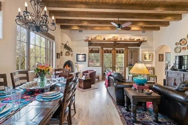 Ev (Adobe Dream - Luxury East Side Adobe )