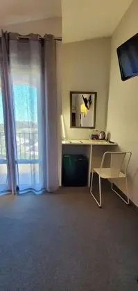 Luxury Tek Büyük Yataklı Oda