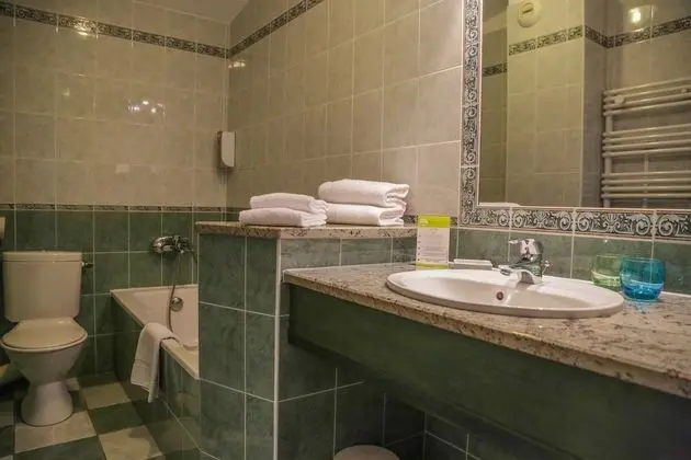 Luxury Tek Büyük Yataklı Oda