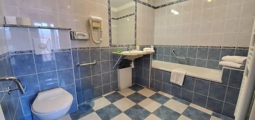 Luxury Tek Büyük Yataklı Oda