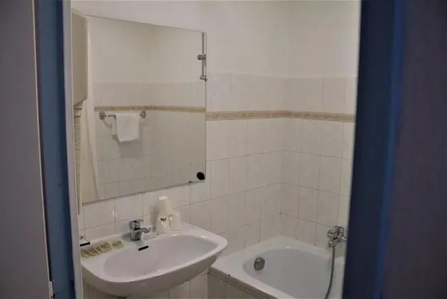 Comfort Tek Büyük Yataklı Oda, 1 Çift Kişilik Yatak