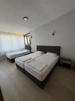 3 Kişilik Oda, Bahçe Manzaralı, Giriş Katı