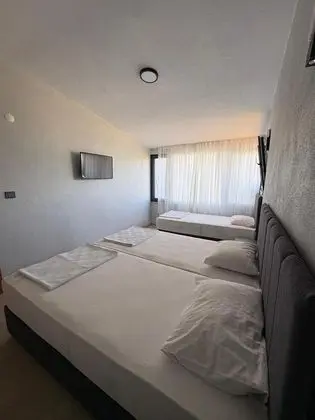 3 Kişilik Oda, Bahçe Manzaralı, Giriş Katı
