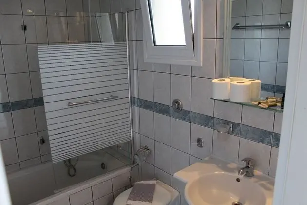 Tek Büyük veya İki Ayrı Yataklı Oda