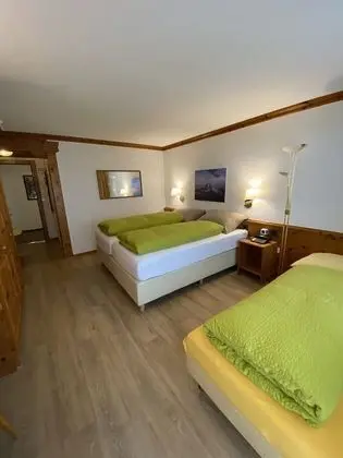 Standard Üç Kişilik Oda, Balkon