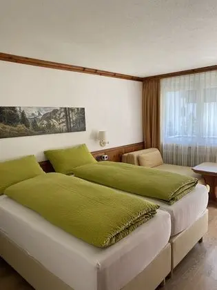 Standard Üç Kişilik Oda, Balkon