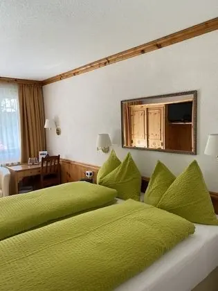Standard Üç Kişilik Oda, Balkon
