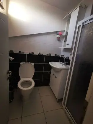 Üç Kişilik Oda, Teras