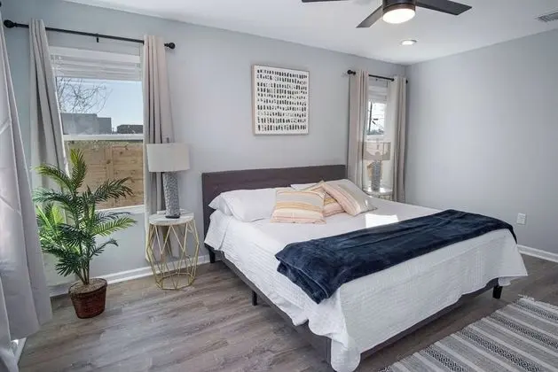 Ev (4 Bedrooms)