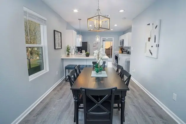 Ev (4 Bedrooms)