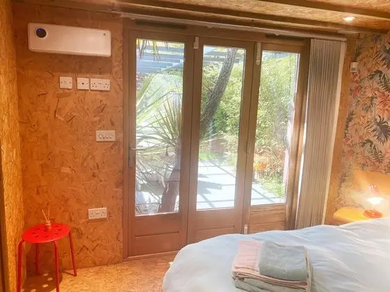 Kır Evi, 1 Büyük (Queen) Boy Yatak