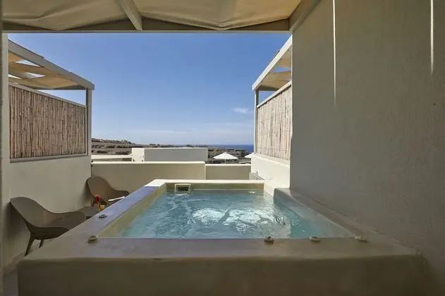Luxury Süit, 1 En Büyük (King) Boy Yatak ve Çekyat, Jakuzi, Deniz Manzaralı