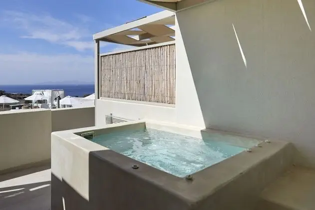 Luxury Süit, 1 En Büyük (King) Boy Yatak ve Çekyat, Jakuzi, Deniz Manzaralı