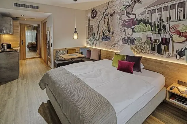 Tek Büyük Yataklı Oda