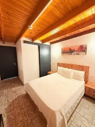 Standart Oda, Manzarasız, Giriş Katı