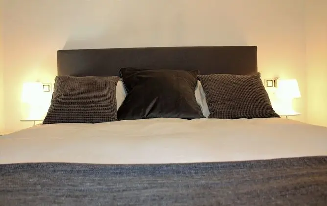 Design Ev, 4 Yatak Odası, Havuz Kullanımı, Denize Bakan