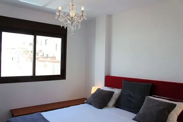 Design Ev, 4 Yatak Odası, Havuz Kullanımı, Denize Bakan