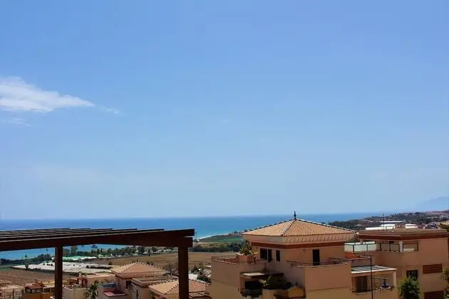 Design Ev, 4 Yatak Odası, Havuz Kullanımı, Denize Bakan