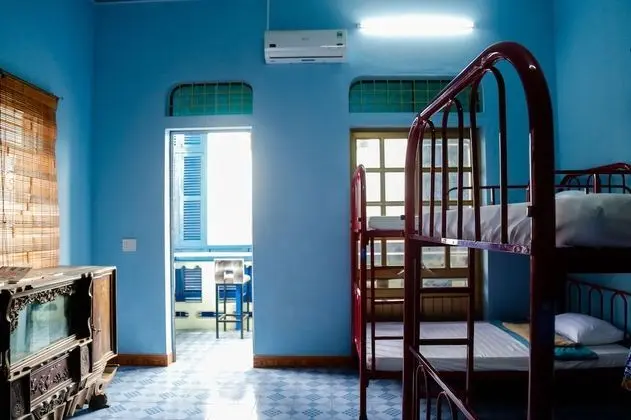 Ortak Ranzalı Oda, Karma Ranzalı Oda, Sigara İçilebilir, Şehir Manzaralı (Bed in 8-Bed)