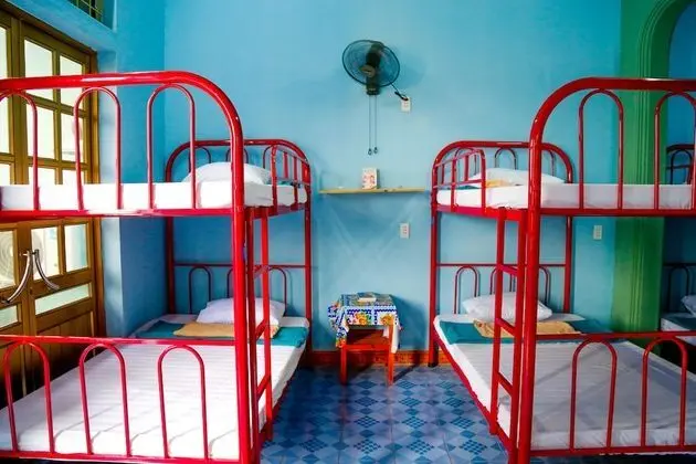 Ortak Ranzalı Oda, Karma Ranzalı Oda, Sigara İçilebilir, Şehir Manzaralı (Bed in 8-Bed)