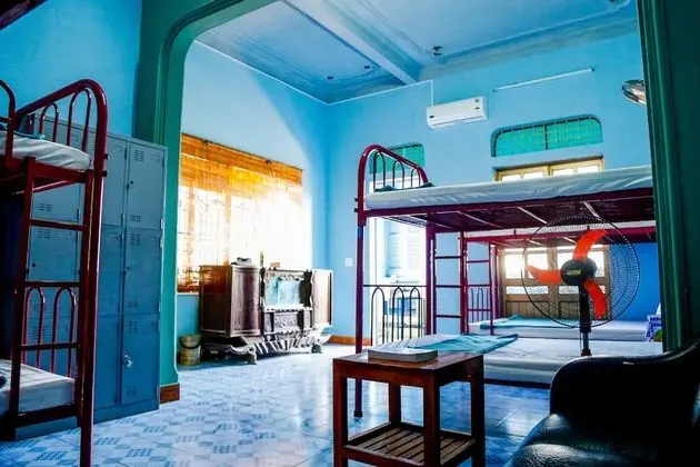 Ortak Ranzalı Oda, Karma Ranzalı Oda, Sigara İçilebilir, Şehir Manzaralı (Bed in 8-Bed)