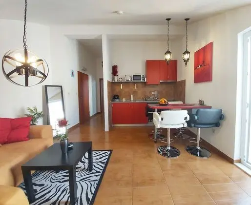 Classic Apart Daire, 1 En Büyük (King) Boy Yatak ve Çekyat