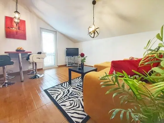 Classic Apart Daire, 1 En Büyük (King) Boy Yatak ve Çekyat