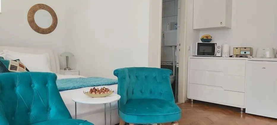 Standard Tek Büyük Yataklı Oda