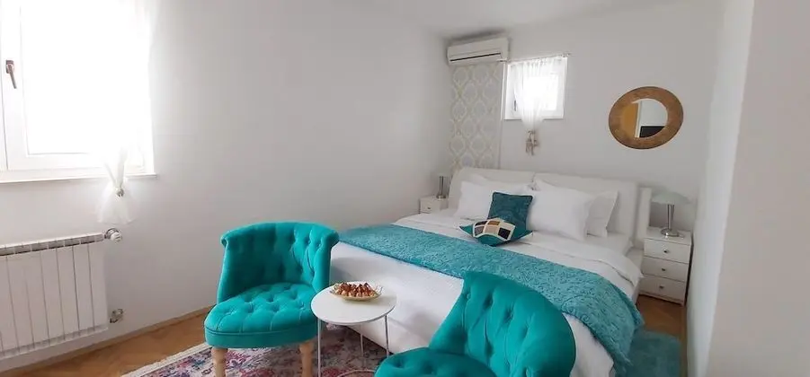 Standard Tek Büyük Yataklı Oda